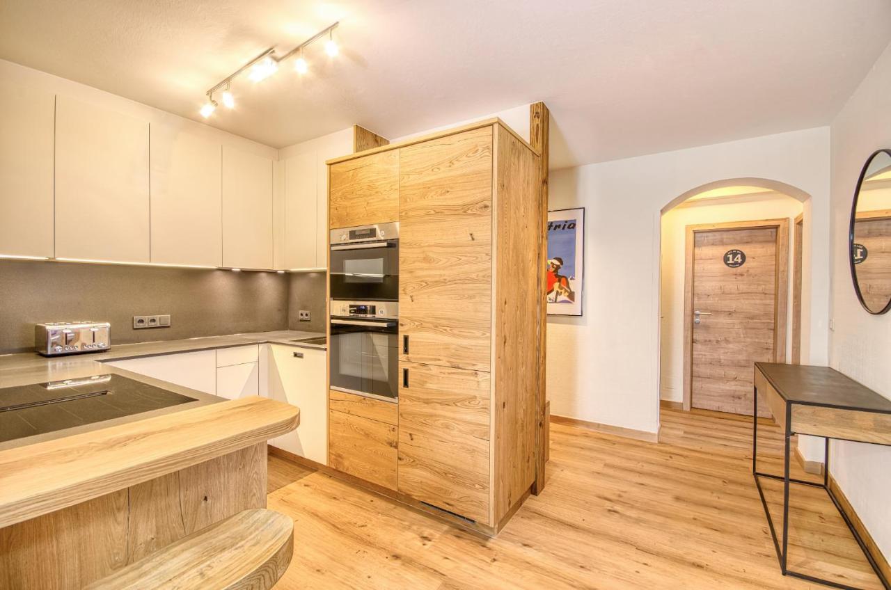 Apartment Antonia - By Alpen Apartments Zell am See Exterior photo